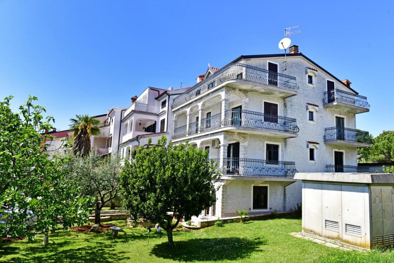 Apartment Mip Porec Luaran gambar